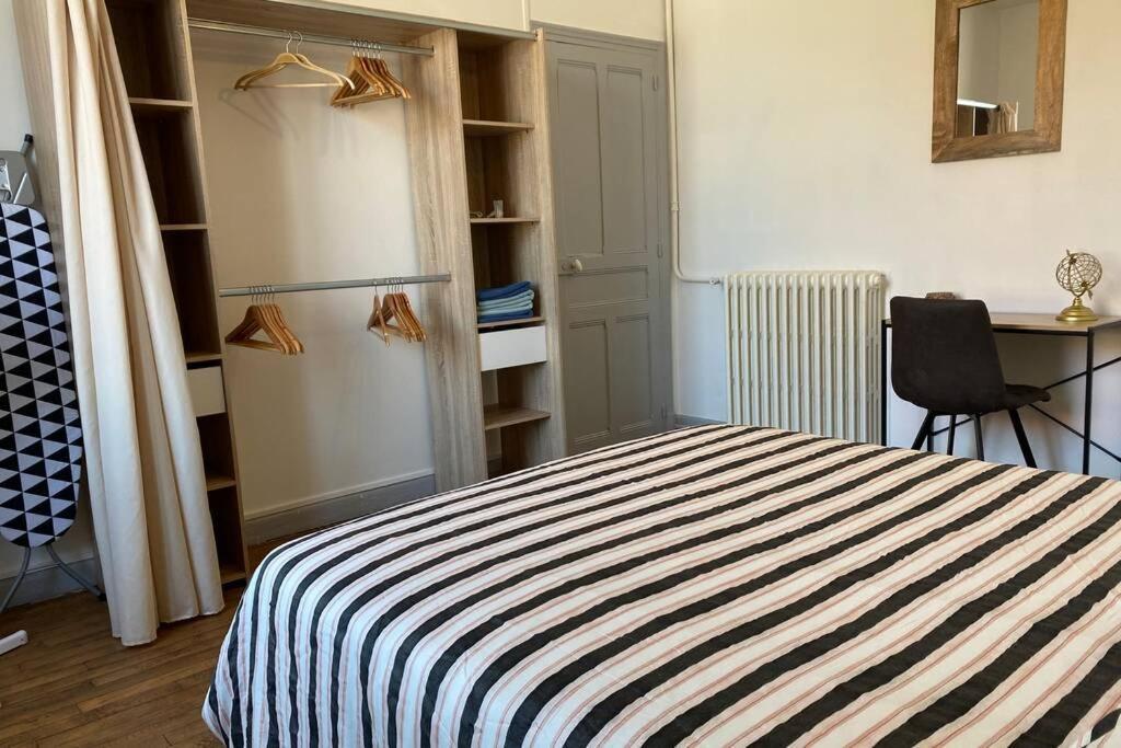 L'appartement de Molière N°3 Montluçon Esterno foto