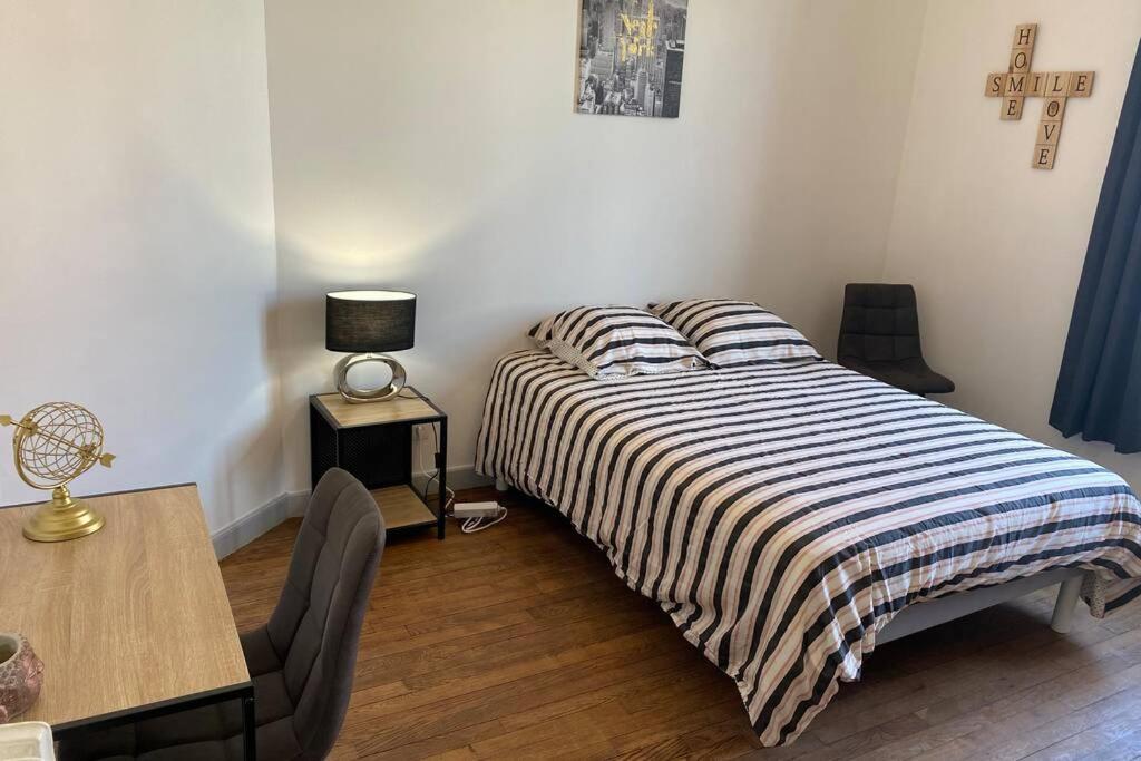 L'appartement de Molière N°3 Montluçon Esterno foto